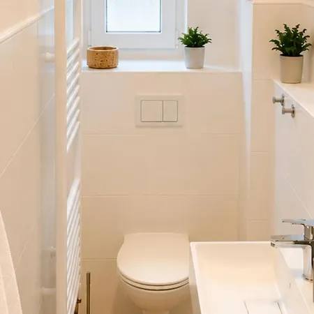Havn - Modernes 5-personen Mit Kueche, Wlan, Parkplatz, Zentrale Uninaehe * ماغديبورغ